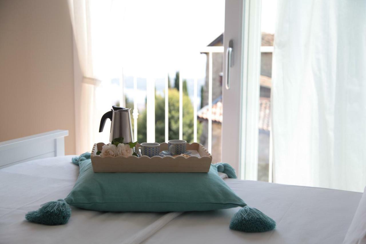La Cornice Sul Garda - Your Home Villanuova sul clisi Exterior foto